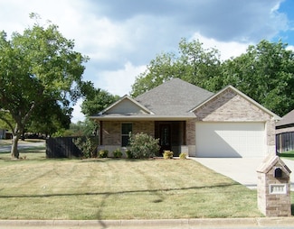 2131 Loy Lake Rd, Denison, TX 75020