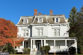 900 Ficklen Rd, Fredericksburg, VA 22405