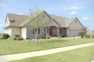 4325 Grosbeak Glen, Windsor, WI 53598