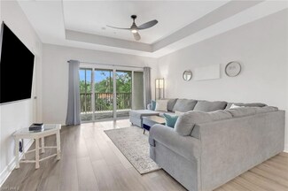 7823 Regal Heron Cir Unit 303, Naples, FL 34104