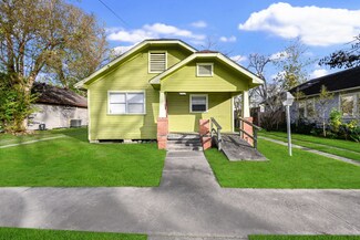 1106 Robbie St, Houston, TX 77009