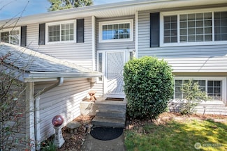37252 Military Rd S, Auburn, WA 98001