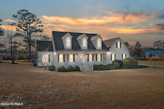 38 Windover Dr, Southport, NC 28461