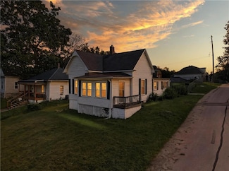 216 Dunbar Ave, Excelsior Springs, MO 64024