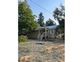 420 SW 4th Ave, Myrtle Creek, OR 97457