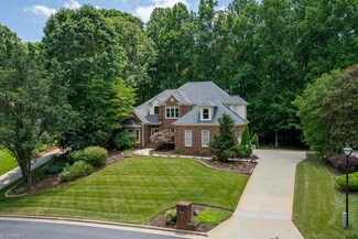 4430 Jamesford Dr, Jamestown, NC 27282
