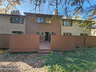 1535 N Hagadorn Rd Unit 3C, East Lansing, MI 48823