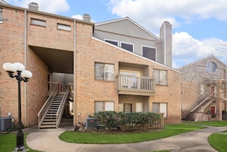 2023 Gentryside Dr Unit 304, Houston, TX 77077