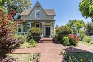 406 Franklin St, Napa, CA 94559