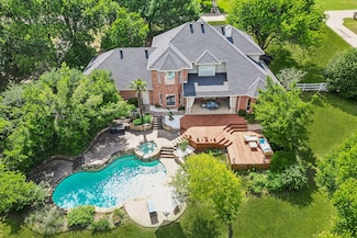 310 Hampton Ct, McKinney, TX 75069