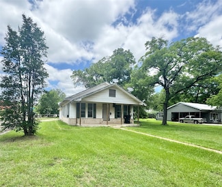 601 Elm St, Teague, TX 75860