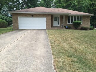 616 Lander Dr, Cleveland, OH 44143