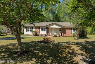 1310 Carlyle Ln, Wilmington, NC 28405
