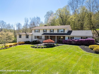 201 Grouse Hill Rd, Scott Township, PA 18414