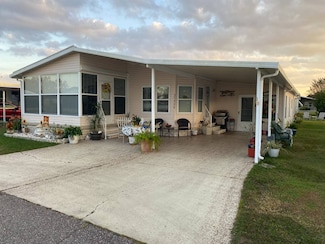 37526 Caribbean Dr, Zephyrhills, FL 33541