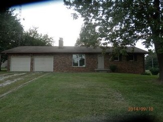 302 S 3rd St, Holland, IN 47541