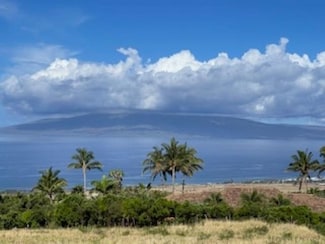 991 Kai Hele Ku St Unit 37, Lahaina, HI 96761