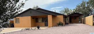 218 Chalcocite St, Tyrone, NM 88065