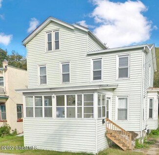 75 S Main St, Castleton On Hudson, NY 12033