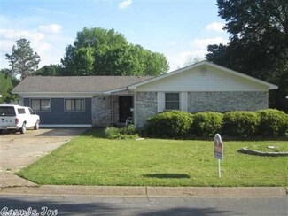 7905 Edwina Dr, Little Rock, AR 72209