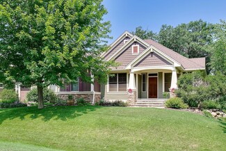115 Warner Way, Saint Paul, MN 55115