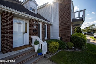 25 Meadow Ave Unit 64, Monmouth Beach, NJ 07750