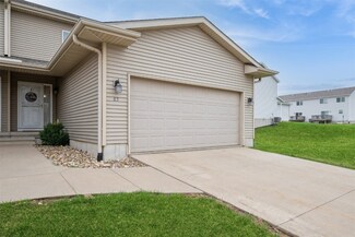85 Woodstone Ln SW, Cedar Rapids, IA 52404