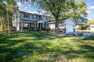 11820 Burr St, Crown Point, IN 46307