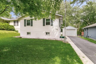 320 Summit Ave S, Sauk Rapids, MN 56379