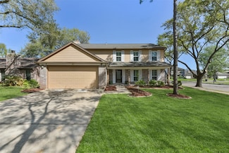 3539 Hidden Creek Dr, Sugar Land, TX 77479