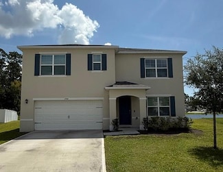 2924 Canary Ln, Tavares, FL 32778