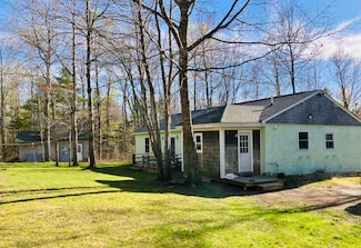 9 Meadow Brook Ln, Surry, ME 04684