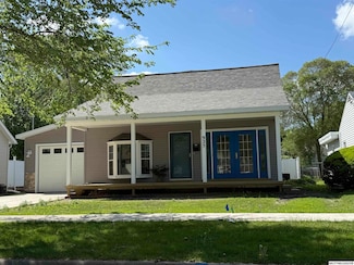 925 9th St NE, Mason City, IA 50401