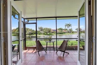 10323 Hidden Springs Ct, Boca Raton, FL 33498
