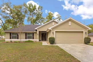 814 Olive Ave, Fruitland Park, FL 34731