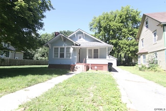 812 6th St, Peru, NE 68421