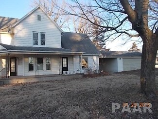 200 N Jackson St, Blandinsville, IL 61420