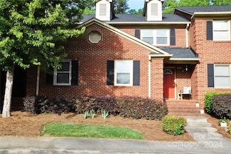 8440 Coulwood Oak Ln, Charlotte, NC 28214