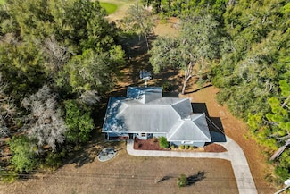 2331 W Dolphin Dr, Citrus Springs, FL 34434