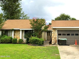 168 Derby Woods Dr, Lynn Haven, FL 32444