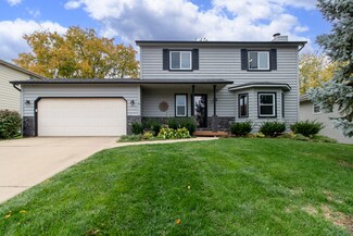 211 Bentley Dr, Normal, IL 61761