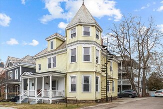 286 Pearl St, Burlington, VT 05401