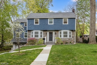 577 Park St, Montclair, NJ 07043
