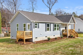 131 Orchard St, Forest City, NC 28043