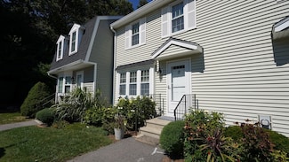 4 Crystal Way Unit 4, Bellingham, MA 02019