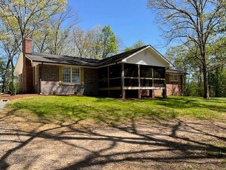 2182 Dawnville Beaverdale Rd NE, Dalton, GA 30721