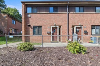3752 Allendale Cir, Pittsburgh, PA 15204