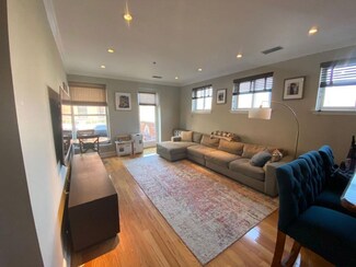 402 9th St Unit E2B, Hoboken, NJ 07030