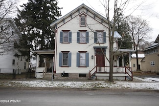 533 Market St, Mifflinburg, PA 17844