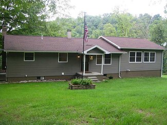 1065 Bell Rd, Clarksburg, PA 15725